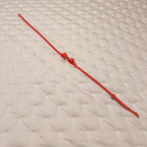 WHITE HOUSE BLACK MARKET Floral, Halter Top, Size 4 with Coral Skinny Belt - Picture 13 of 13